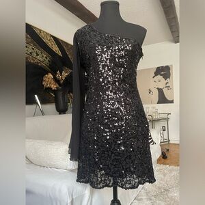 Guess by Marciano Black Sequin One-Shoulder Dress
